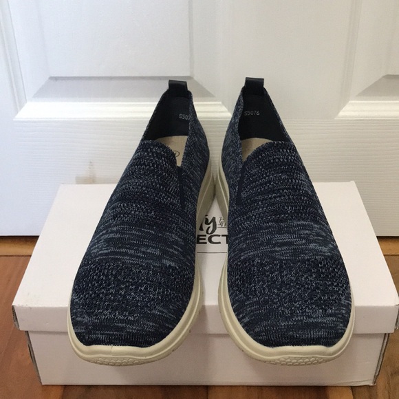 Sketchers City Collection slip ons - Picture 4 of 7